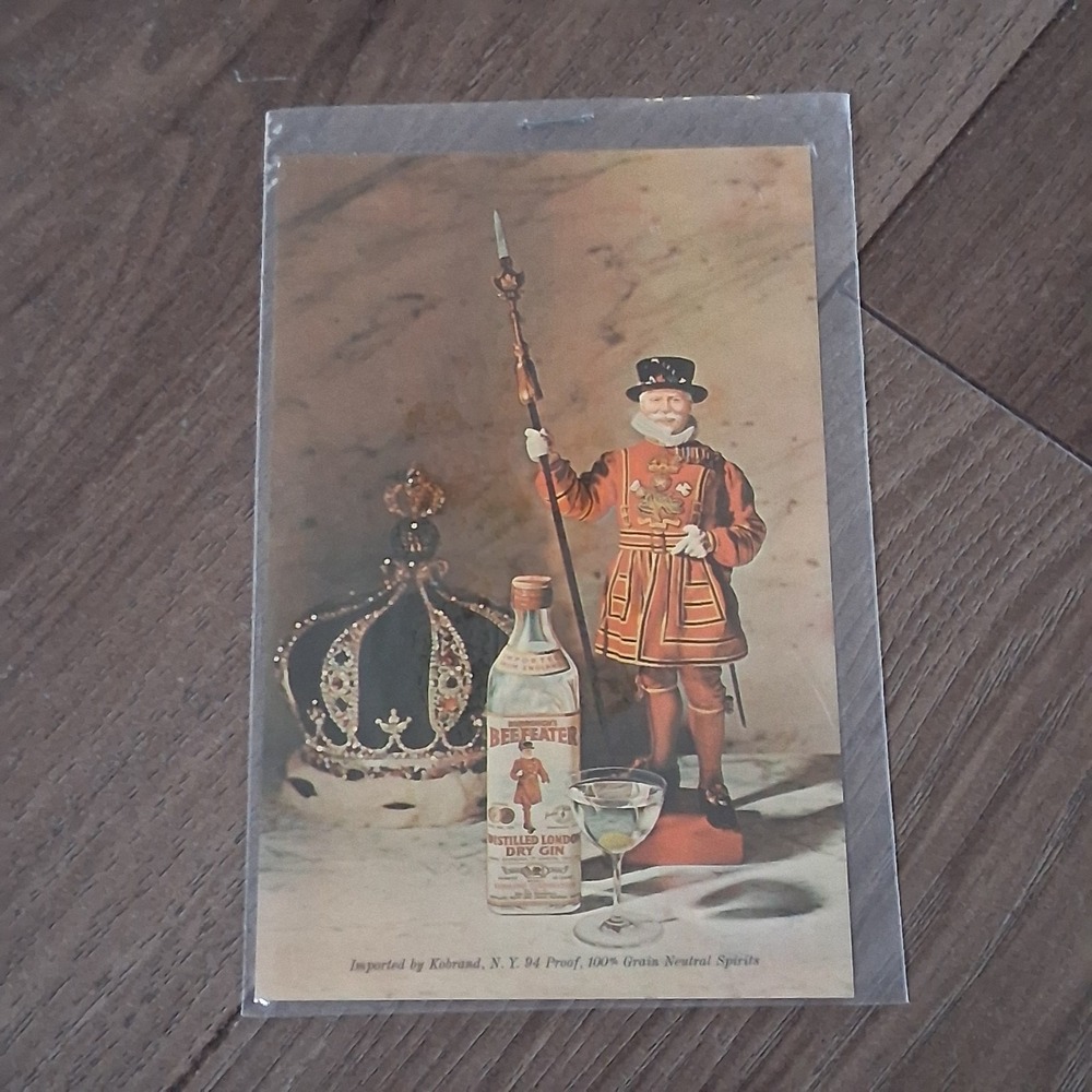 Vintage 50s Beefeater Gin Postcard Yeoman Warder Crown Martini Bar Advertising